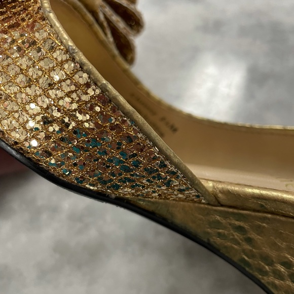 J. Renee Peep Toe Formal Wedge Sz: 5.5 - Picture 6 of 7